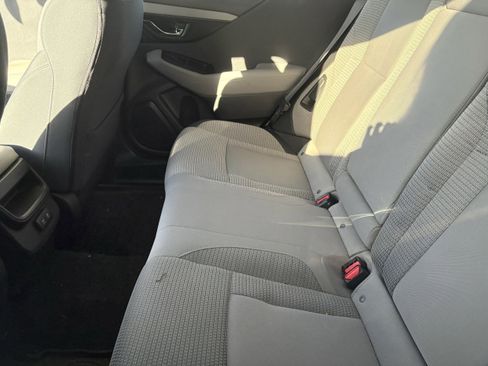 Used 2021 Subaru Outback Premium image 8