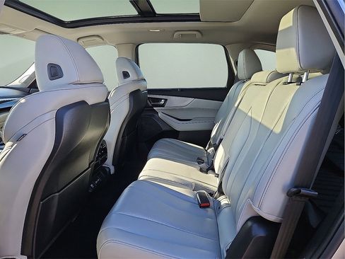 Used 2023 Acura MDX Technology image 12