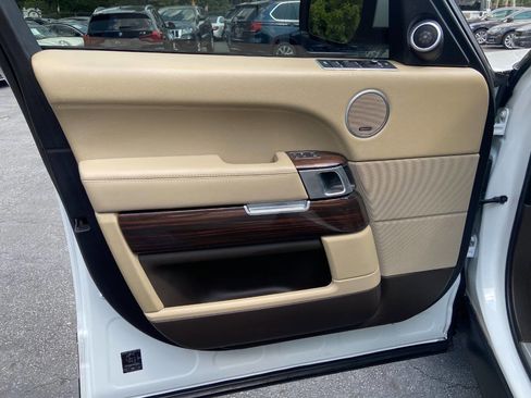 Used 2017 Land Rover Range Rover HSE AWD/4WD image 20