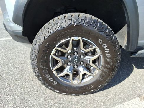 Certified 2023 Chevrolet Colorado ZR2 w/ ZR2 Convenience Package III AWD/4WD image 10