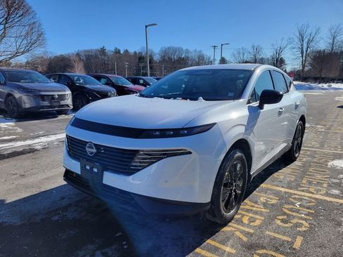 New 2025 Nissan Murano SV image 9