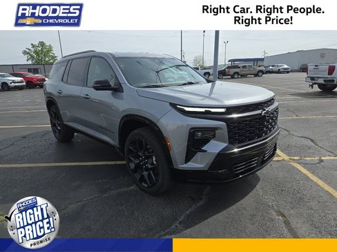 Certified 2024 Chevrolet Traverse RS w/ LPO, Floor Liner Package AWD/4WD image 1