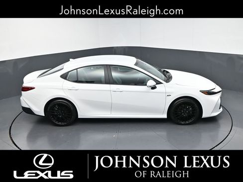 Used 2026 Toyota Camry LE image 28