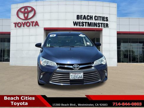 Used 2016 Toyota Camry LE FWD image 3