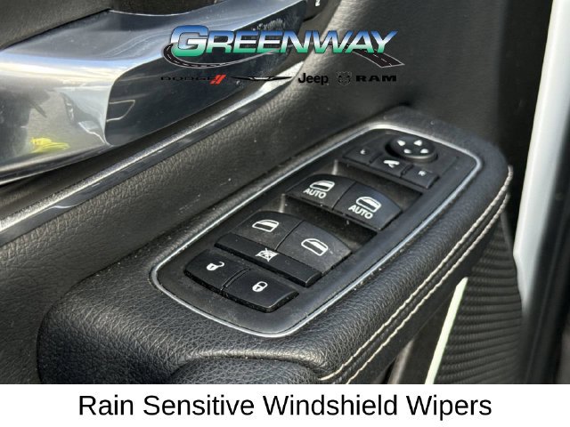 Used 2020 RAM 1500 Laramie RWD image 14