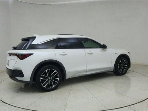 Used 2024 Acura ZDX A-Spec image 70