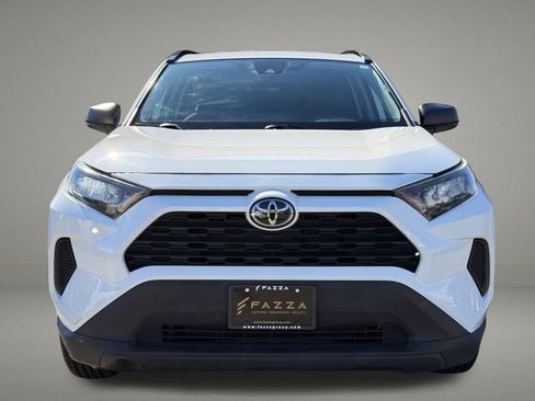 Used 2021 Toyota RAV4 LE AWD/4WD image 9