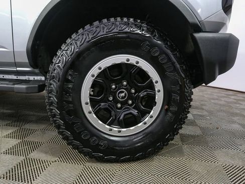 Used 2023 Ford Bronco Outer Banks w/ Sasquatch Package image 12