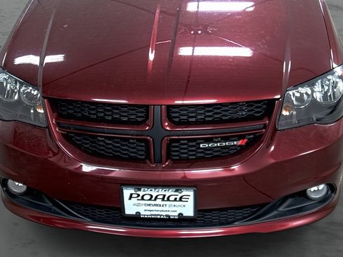 Used 2019 Dodge Grand Caravan GT image 16