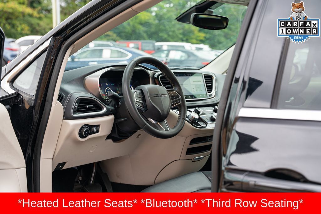 Used 2024 Chrysler Pacifica Limited FWD image 14