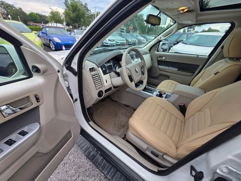 Used 2010 Mercury Mariner Premier FWD image 12