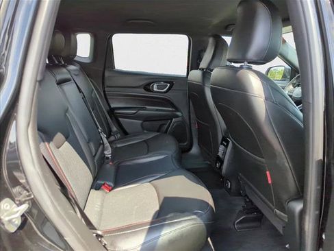 Used 2024 Jeep Compass Trailhawk image 17