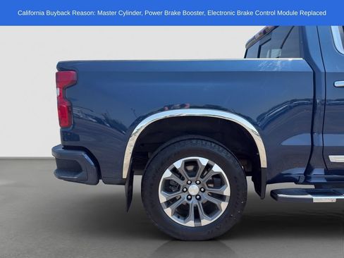 Used 2023 Chevrolet Silverado 1500 High Country AWD/4WD image 22