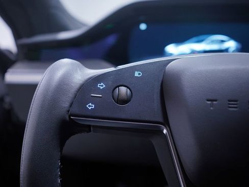 Used 2024 Tesla Model S Plaid image 19