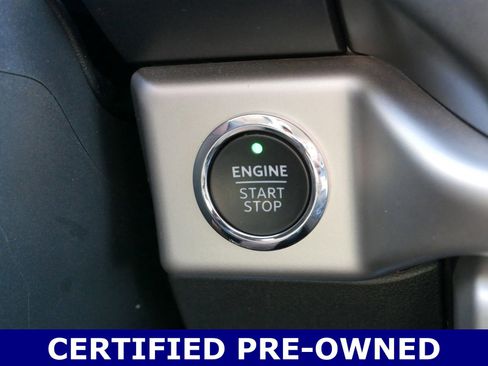 Certified 2024 Ford Expedition XLT image 29