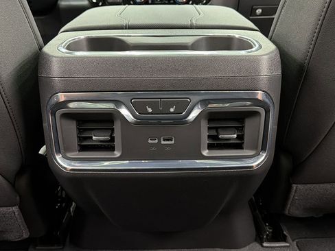 Used 2026 GMC Sierra 1500 SLT w/ SLT Premium Plus Package AWD/4WD image 42
