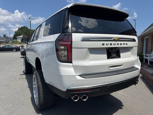 Used 2021 Chevrolet Suburban High Country image 18