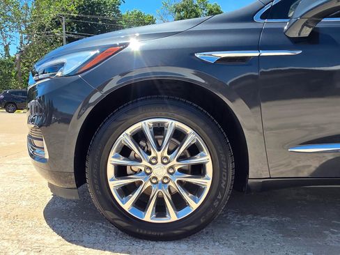 Used 2020 Buick Enclave Essence AWD/4WD image 28