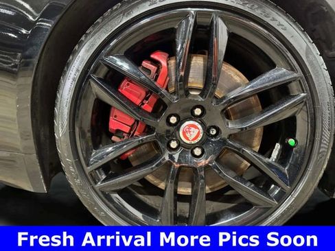 Used 2016 Jaguar F-TYPE R image 26
