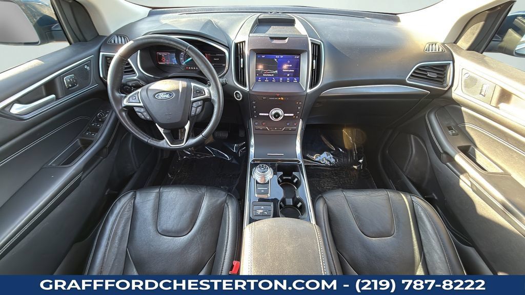 Used 2020 Ford Edge Titanium w/ Equipment Group 301A AWD/4WD image 14