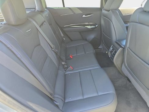 Used 2025 Cadillac XT4 Sport FWD image 13