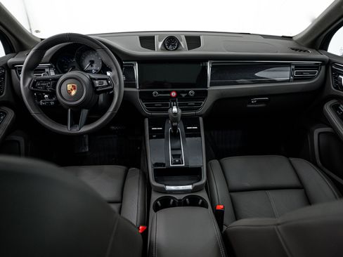 New 2026 Porsche Macan S image 27
