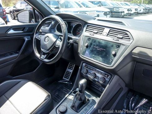 Used 2021 Volkswagen Tiguan SE R-Line AWD/4WD image 26