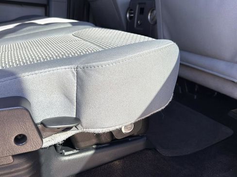 Used 2015 Ford F250 XLT w/ XLT Premium Package image 26