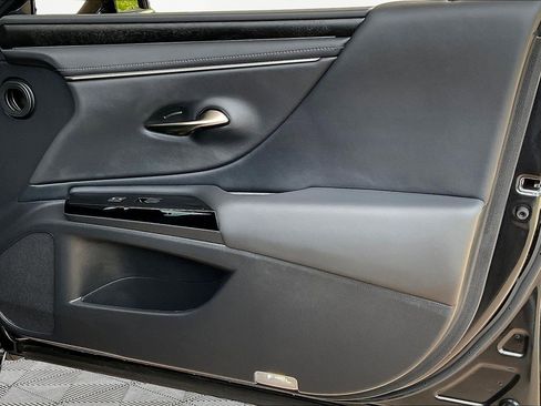 Used 2024 Lexus ES 350 w/ Premium Package FWD image 28