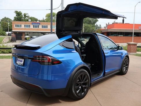 Used 2022 Tesla Model X AWD/4WD image 11