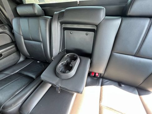 Used 2008 Chevrolet Avalanche LTZ w/ LTZ Preferred Equipment Group AWD/4WD image 21