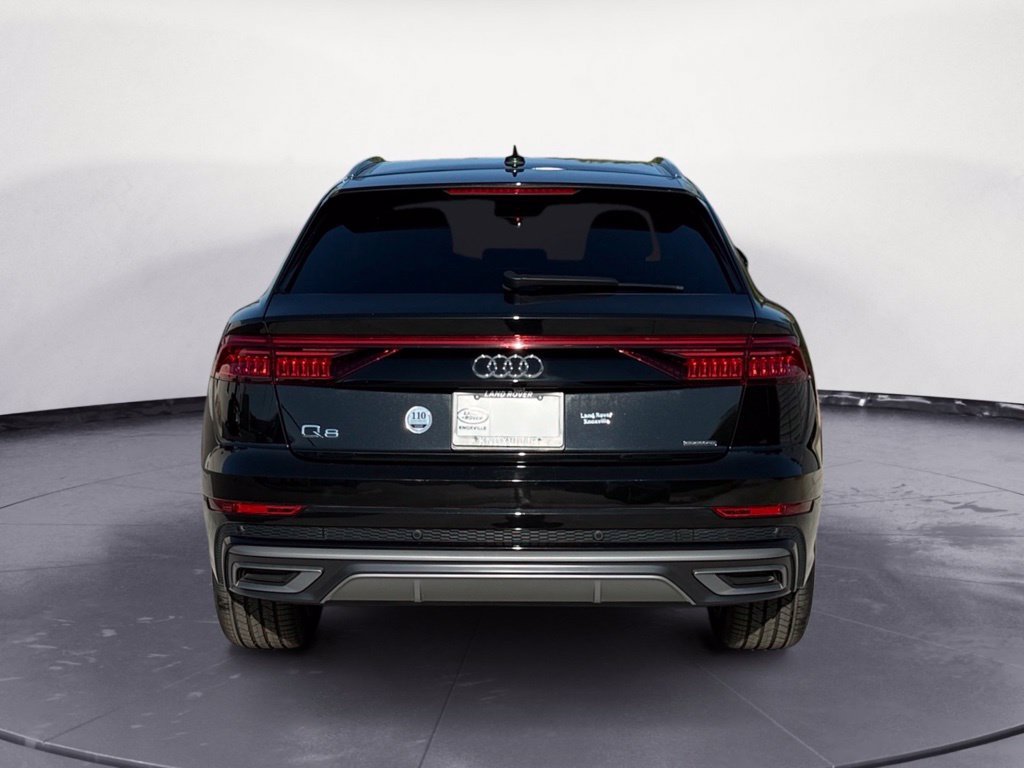 Used 2023 Audi Q8 Premium Plus AWD/4WD image 4