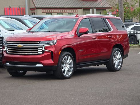 Used 2023 Chevrolet Tahoe High Country AWD/4WD image 8