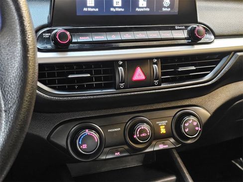 Used 2021 Kia Forte LXS image 25