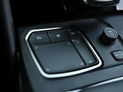 Used 2022 Acura MDX A-Spec AWD/4WD image 40
