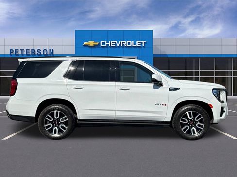 Certified 2022 GMC Yukon AT4 w/ Max Trailering Package AWD/4WD image 3