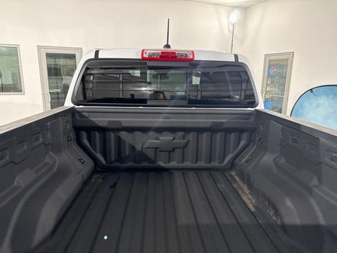 Used 2024 Chevrolet Colorado Trail Boss w/ Technology Package AWD/4WD image 9