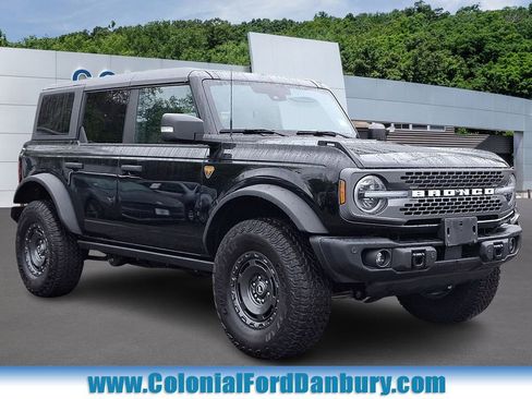 Used 2025 Ford Bronco Badlands AWD/4WD image 1