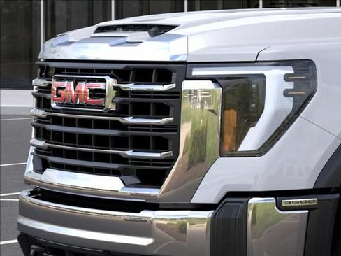 New 2026 GMC Sierra 3500 Pro w/ Convenience Package RWD image 13