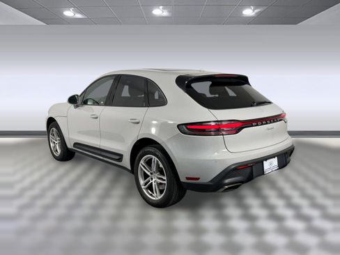Used 2022 Porsche Macan AWD/4WD image 3