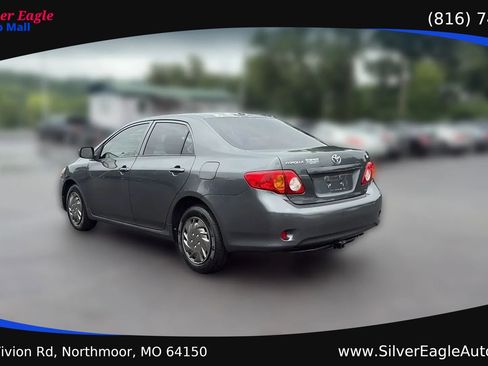Used 2010 Toyota Corolla S FWD image 3
