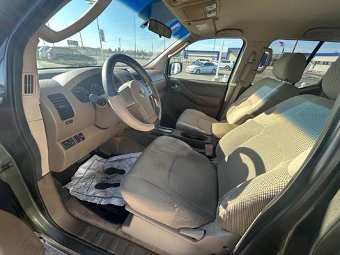 Used 2005 Nissan Frontier SE image 11