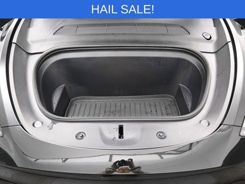 Used 2025 Tesla Model Y Performance image 34