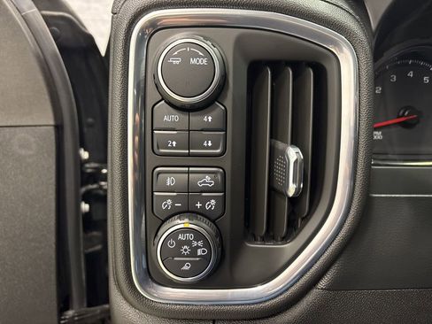 Used 2021 Chevrolet Silverado 3500 LTZ AWD/4WD image 26