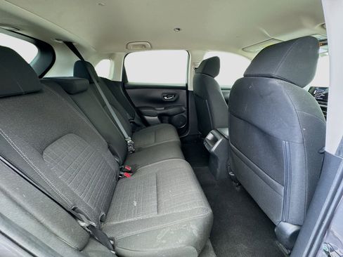 Used 2025 Honda HR-V LX image 17