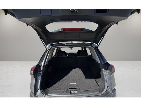 Used 2023 Nissan Rogue SV image 14