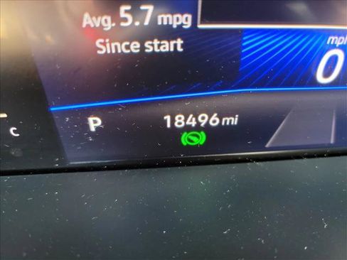 Used 2023 Volkswagen Tiguan SE R-Line FWD image 18