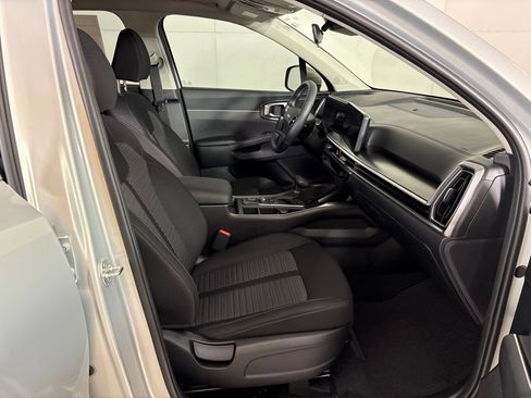 New 2026 Kia Sorento LX FWD image 15