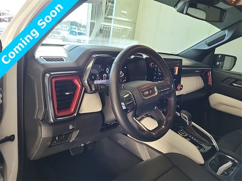 Used 2024 GMC Canyon AT4X image 8