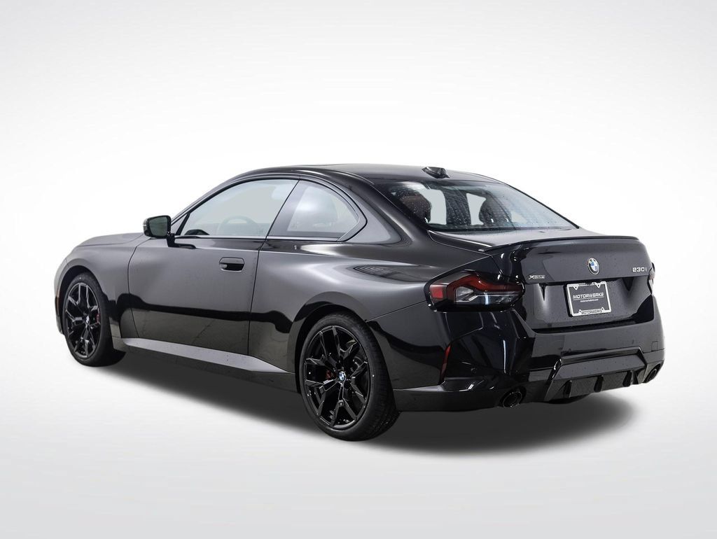 Used 2026 BMW 230i xDrive Coupe w/ Premium Package AWD/4WD image 4